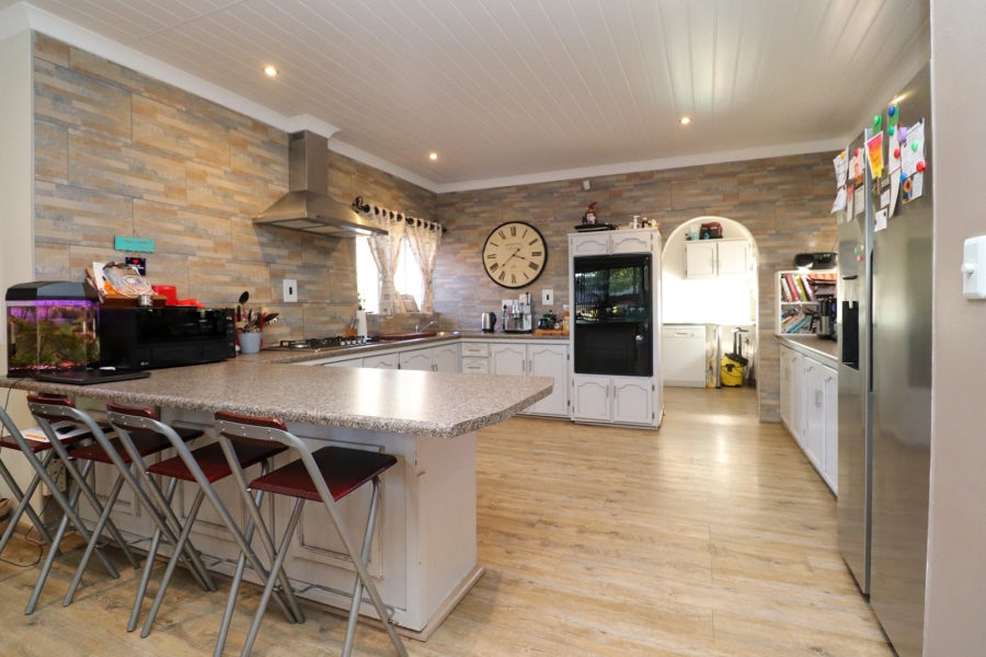 4 Bedroom Property for Sale in Doringkruin North West